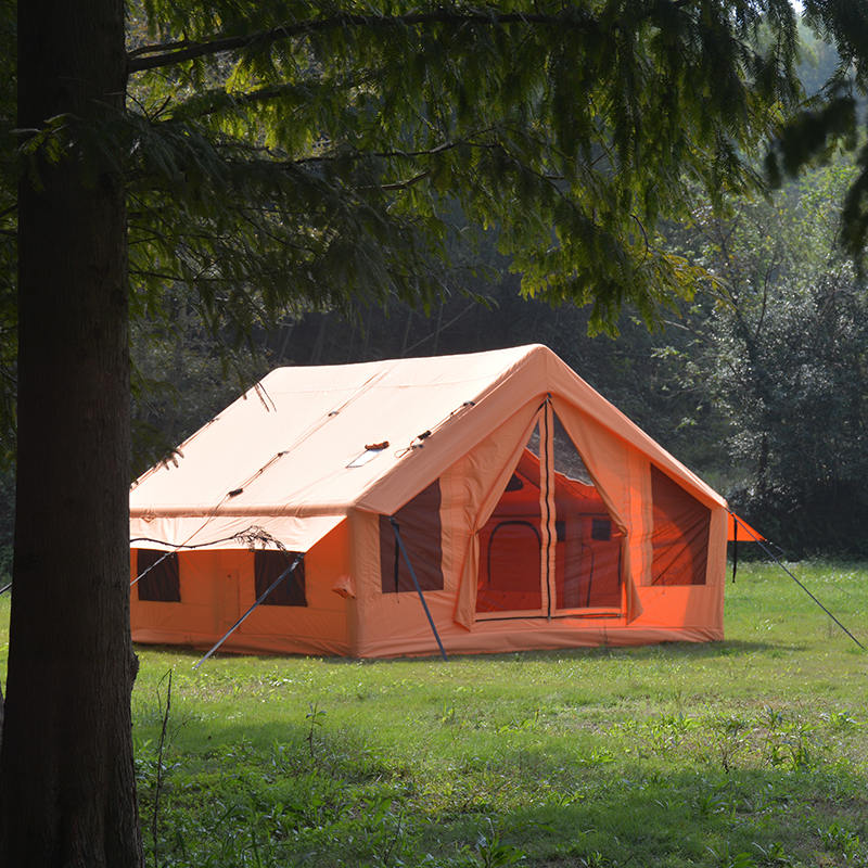 Nadmuchiwany namiot 12m² RBM z panoramicznym świetlikiem